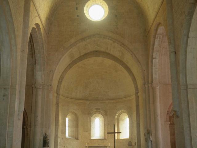 abbaye-du-thoronet-marchand-1-1.jpg