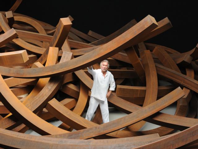 bernar-venet-effondrement-200-tonnes-le-muy-schachmes-courtesy-archives-bernar-venet-new-york-1.jpg