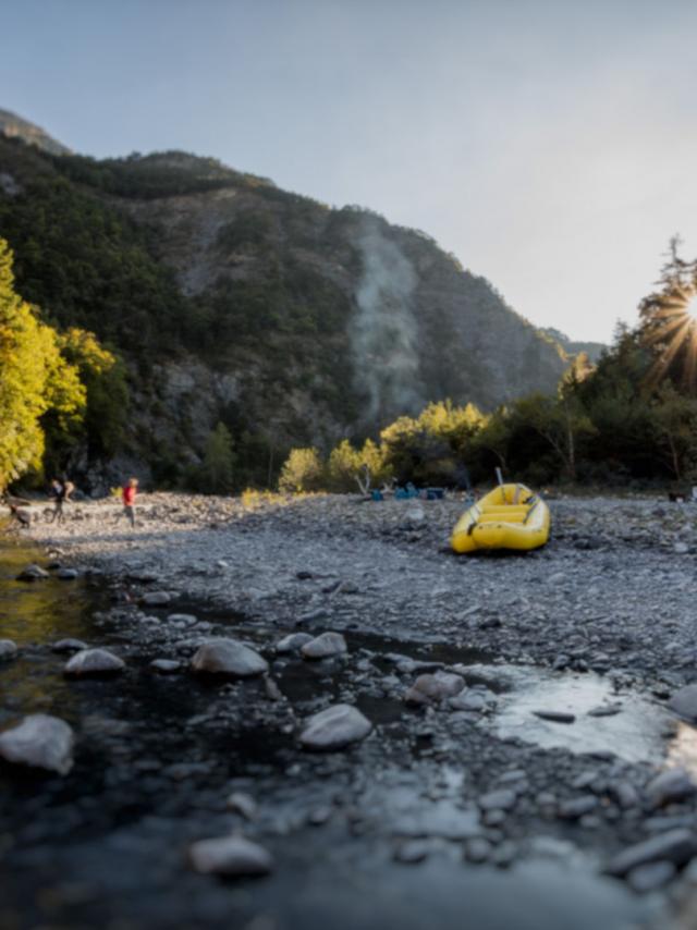 Superbe weekend dans l'Ubaye à base de raft et de tipi.
Je vous conseille fortement cette expérience inédite pour la saison prochaine avec Guillaume de Raft'Ubaye !!!