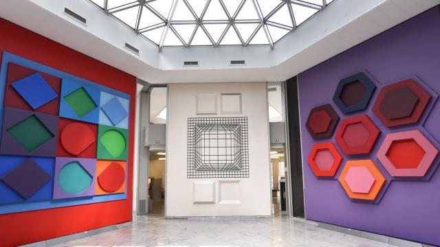 fondation-vasarely-1-2.jpg