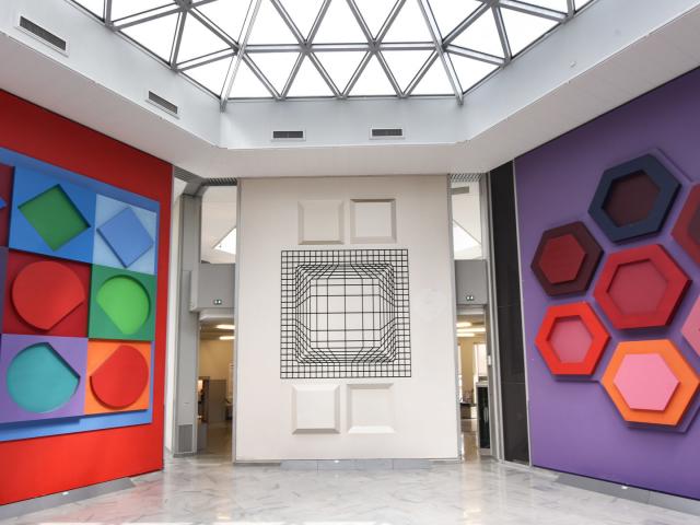 fondation-vasarely-1-2.jpg