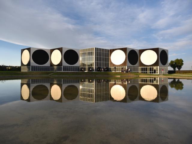 fondation-vasarely-2.jpg