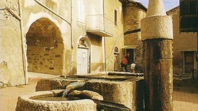 Fontaine Gigors Alpes Oti Hautes Terres De Provence