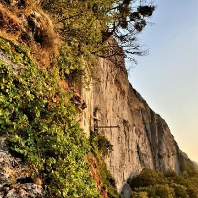 Grottesaintebaume Var Provence Jauray