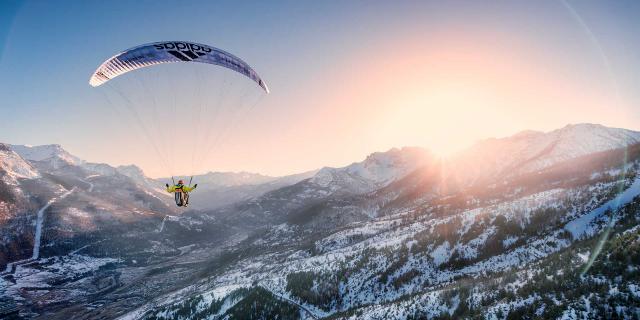 jeanbaptistechandelier-volenparapente-paysagesalpes.jpg