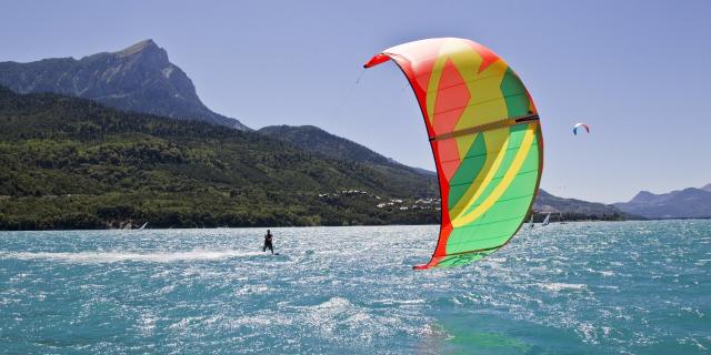 Kitesurf Serre Poncon Alpes Tdurand