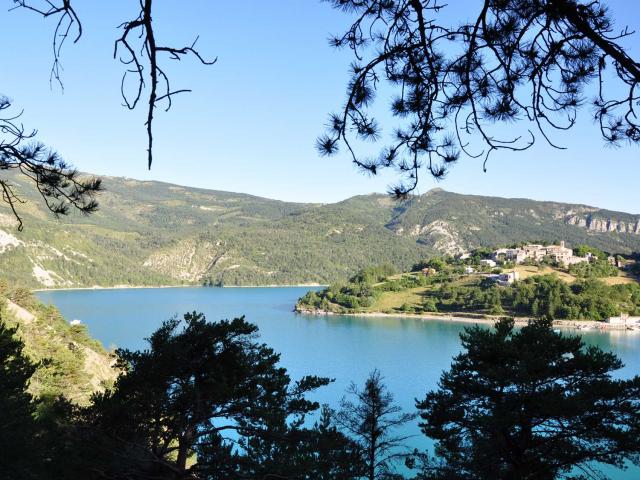 Lac Castillon Saint Julien Du Verdon Adt04 1 1