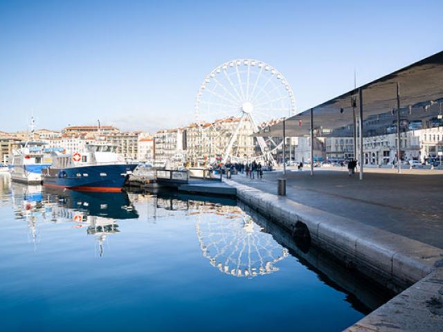 Ombriere Vieuxport Marseille Mfouque F244025120