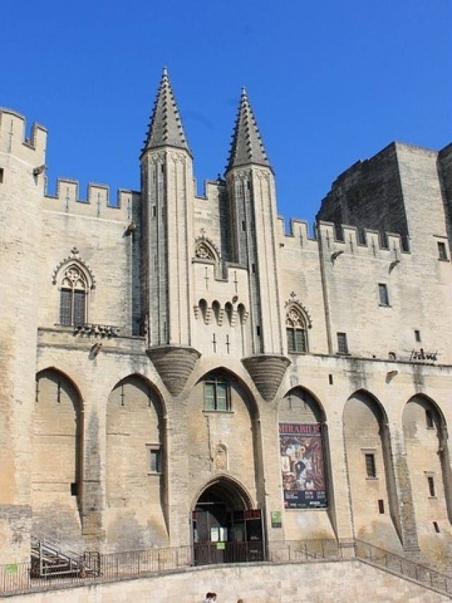 Palaisdespapes Avignon Provence Cchillio