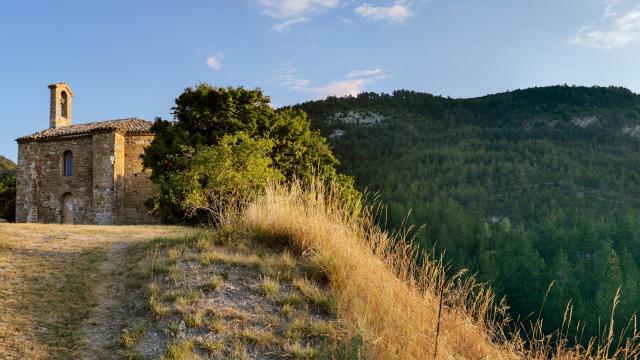L'église de Saint-Cyrice, Étoile-Saint-Cyrice, La vallée du Céans, Baronnies Provençales, Hautes-Alpes, Provence-Alpes-Côte d'Azur, France