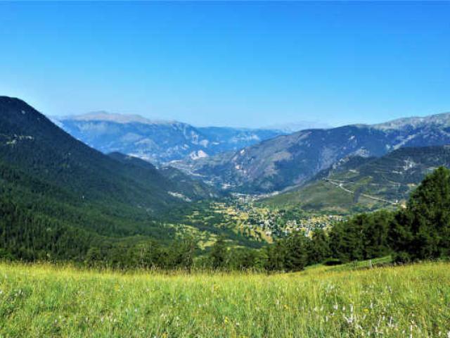 randonnee-ecotourisme-montagne-lacolmiane-paca-mdi-duca-1.jpg