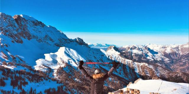 Point de vue sur la station de Pra Loup en hiver