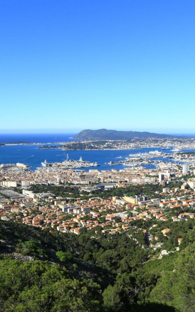 toulon-cmoirenc-101078-2-1.jpg