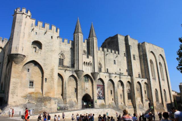 Vue Palais Des Papes 1