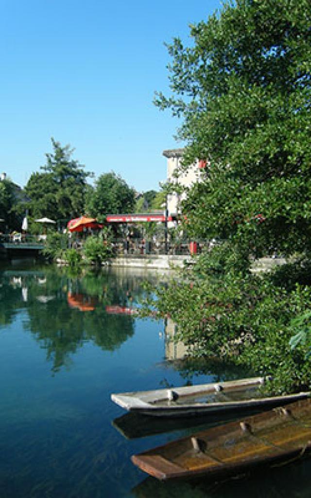 La Sorgue Barques Aan