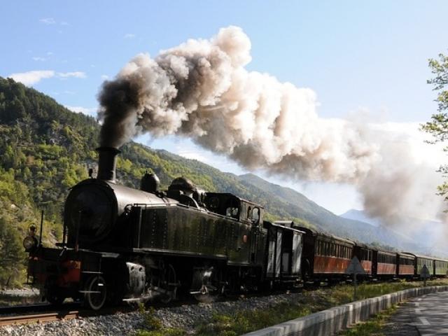 Train Entrevaux Alpes Gecp