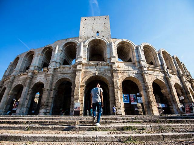 Villes Provence Arles Frigal