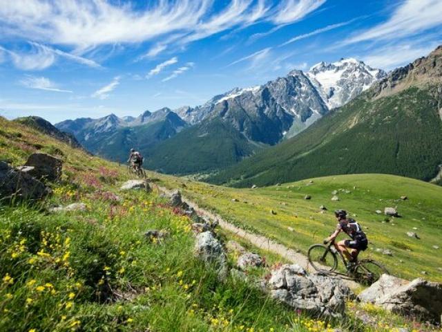 vtt-hautes-alpes-jlarmand.jpg