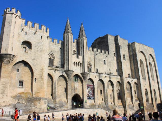 Vue Palais Des Papes