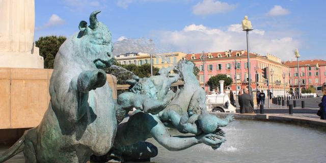 place-massena-nice-cchillio.jpg