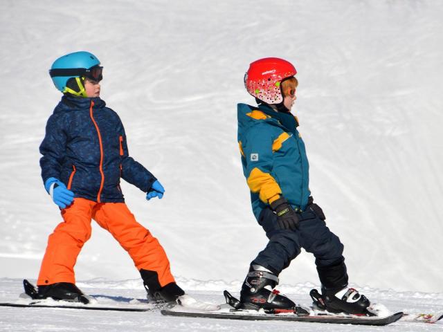 Enfants Ski Soleilhas Vauplane Alpes Bipixabay