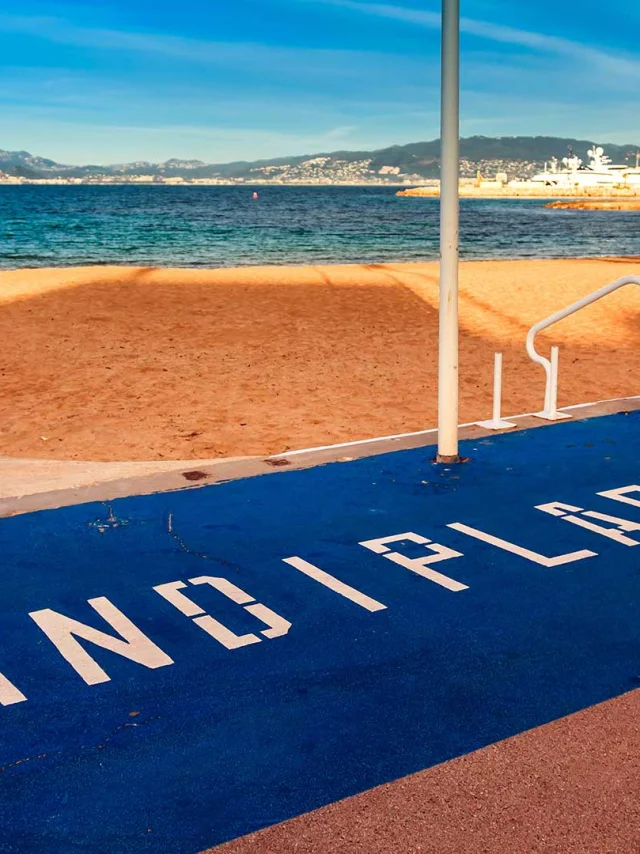 Handiplage Cannes As166423408