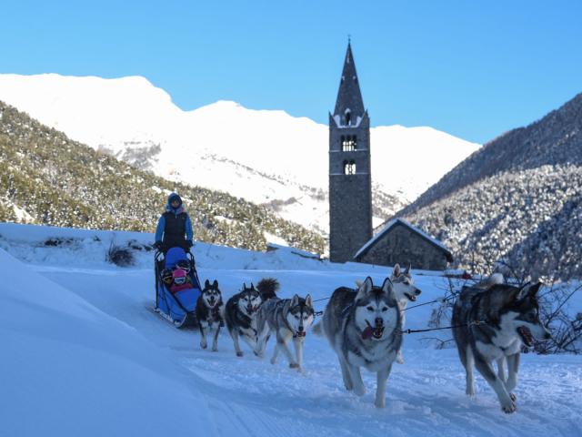 station-ceillac-alpes-manu-molle-arc-en-ciel-1.jpg