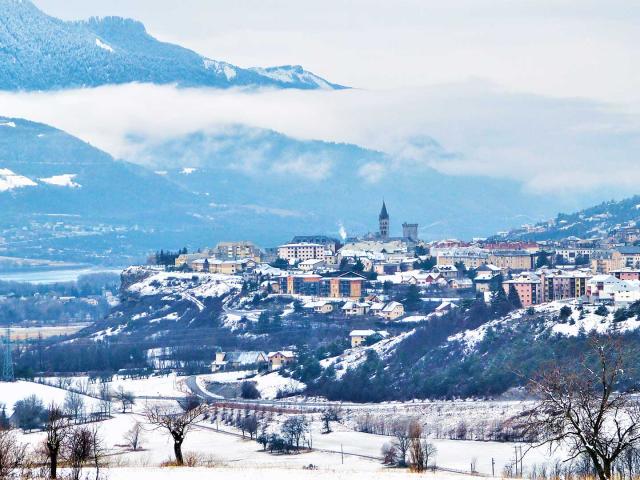 village-embrun-mdiduca.jpg