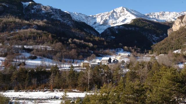 Village Entraunes Alpes Gveran