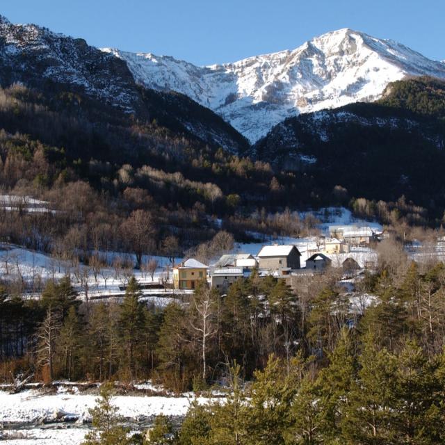 Village Entraunes Alpes Gveran