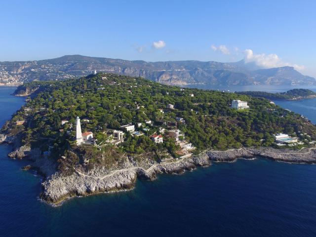 pointemalalongue-cotedazur-villesaintjeancapferrat.jpg