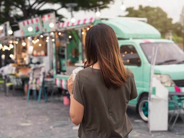 food-truck-avignon-provence-as-208697952.jpeg