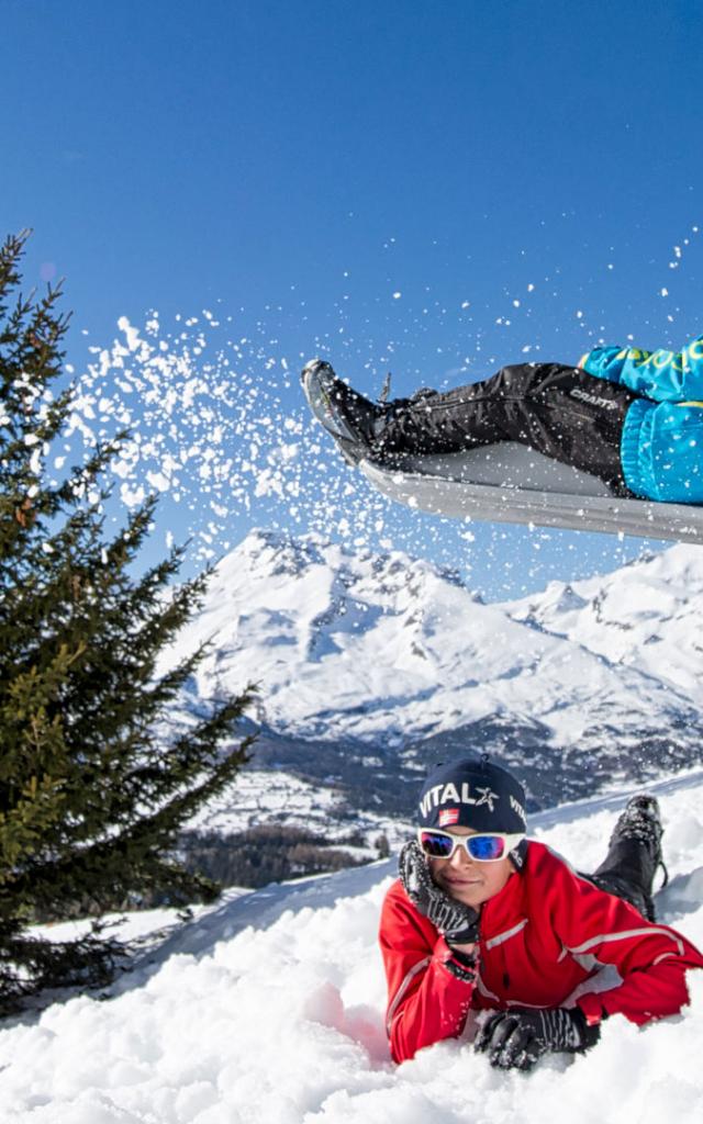 stations-alpesdusud-luge-enfant-rfabregue.jpg