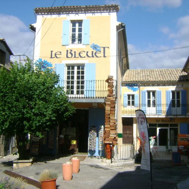 Librairie Le Bleuet Banon Nbruno