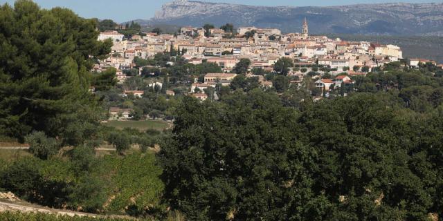 Village Lecastellet Massifsaintebaume Pcarrese