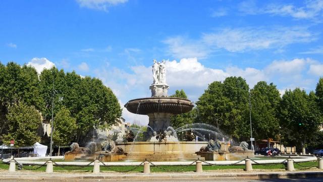 Aix En Provence Fontaine De La Rotonde