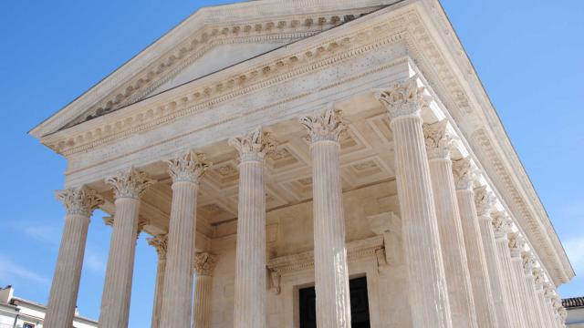 maison-carree-photo-va-office-tourisme-nimes.jpg