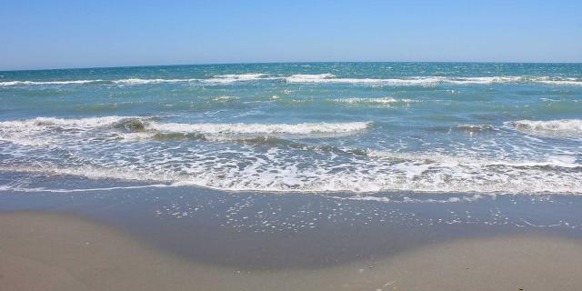 Plage Saintes Maries De La Mer C.chillio