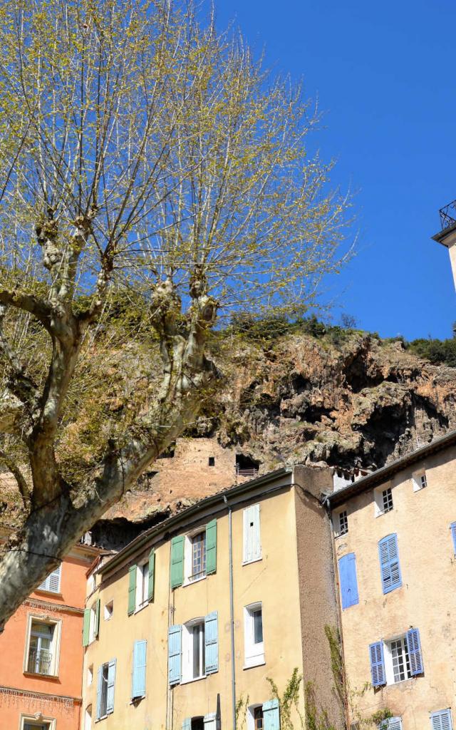 Village Cotignac Provence Ylemagadure