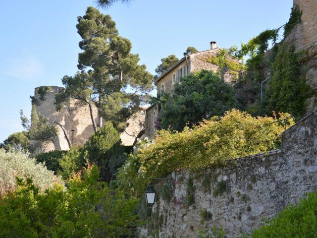 Village de Ménerbes - Y.Le Magadure