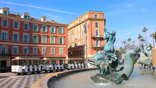 place-massena-nice-alpes-maritimes-cchillio.jpg