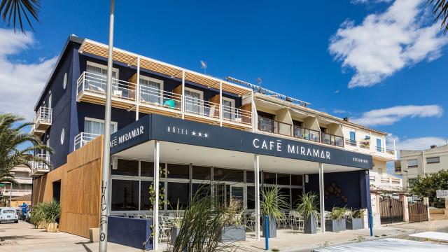 Cafe Miramar Grau Du Roi Exclu