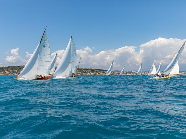 Sortie Bateaux A Antibes Juan Les Pins Ville Antibes Juan Les Pins