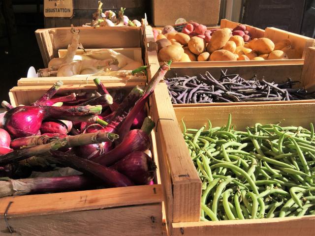 Marché de Gréoux-les-Bains Alpes-De-Haute-Provence