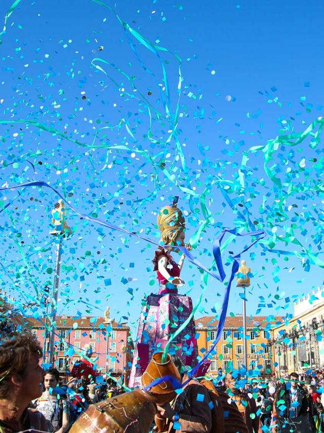 carnaval-nice-cote-dazur-litchicyril.jpg