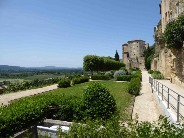 ecotourisme-jardin-blanc-lauris-cmarse.jpg