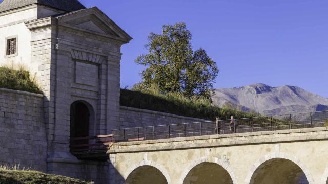 citadelle-mont-dauphin-alpes-jcflaccomio.jpg