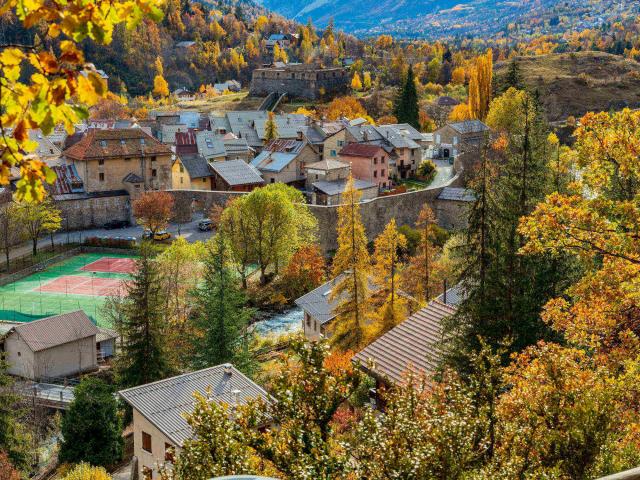 pn-mercantour-canal-de-l-adroit-mairie-colmars-les-alpes.jpg