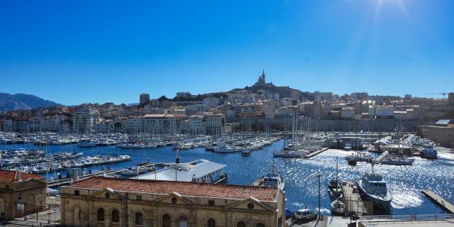 Marseille Vue Vieux Port Notredamedelagarde Lecreusois