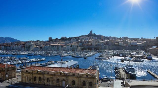 Marseille Vue Vieux Port Notredamedelagarde Lecreusois